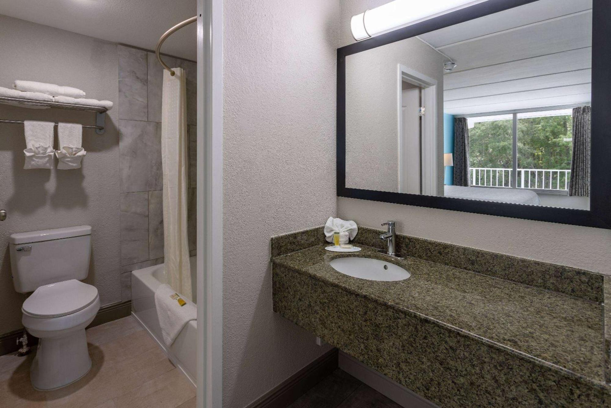 Travelodge By Wyndham Kingsland Ga Exterior foto